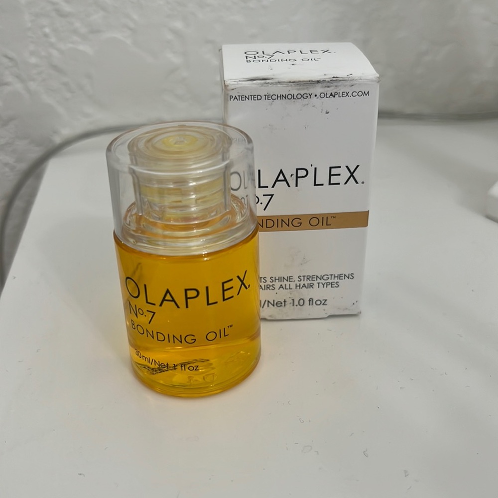 Olaplex bonding oil